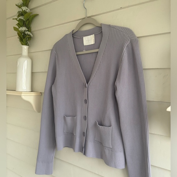 all : row The Noor Cardigan in Lilac Size Large - Picture 4 of 9
